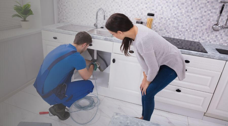 Expert burst pipe repair services in Grapeland, TX
